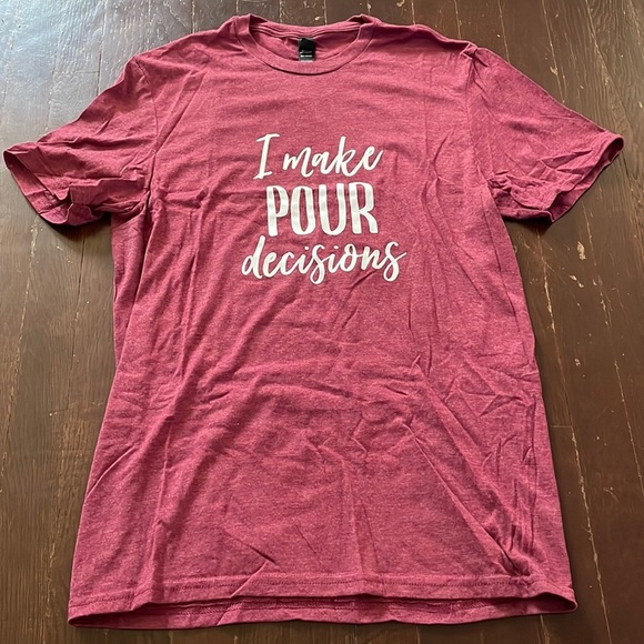 Women's District Very Important Tee “I Make Pour Decisions” Short Sleeve Shirt - Picture 1 of 12